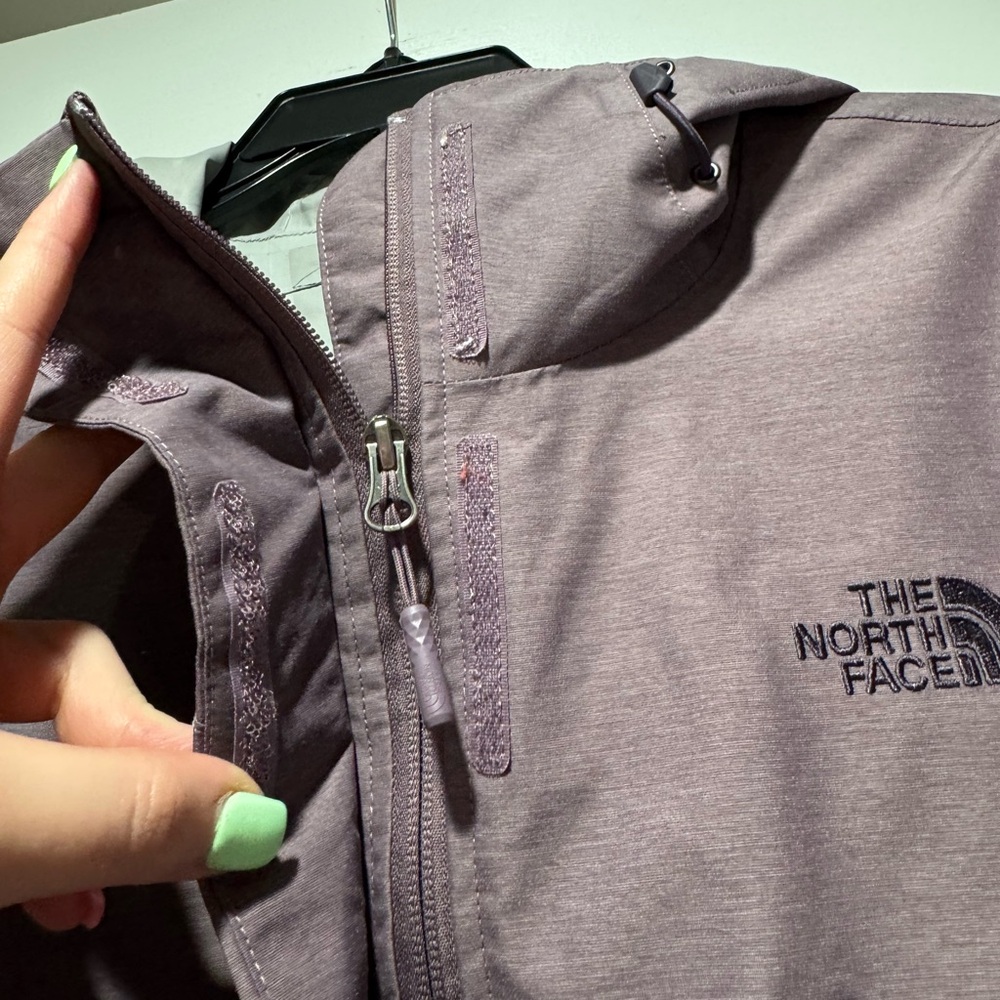 The North Face Dryvent Softshell Jacket - image 3
